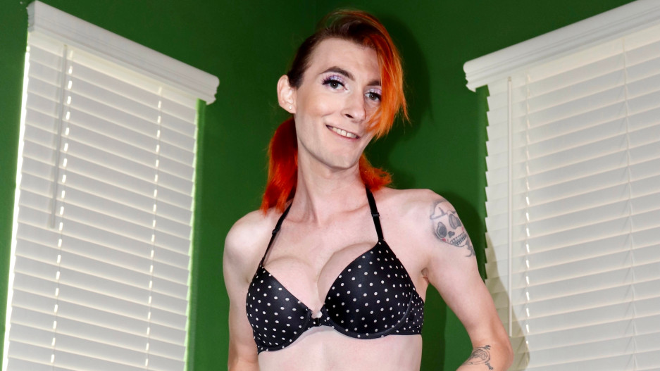 Real TGirls Felicity Stone, Smash Thompson Ts Felicity Stone Throat Coats Big Cock